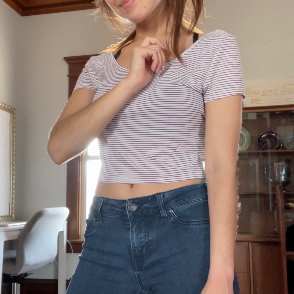 Red & White Stripped Crop Top